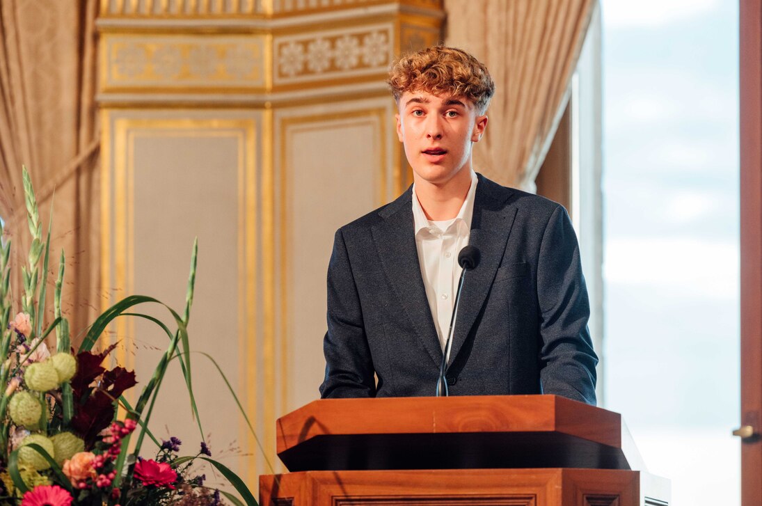 Annen-Medaille 2025: Schüler hält Laudatio