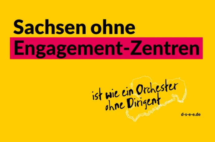 Schriftzug zu Engagementzentren auf gelbem Untergrund